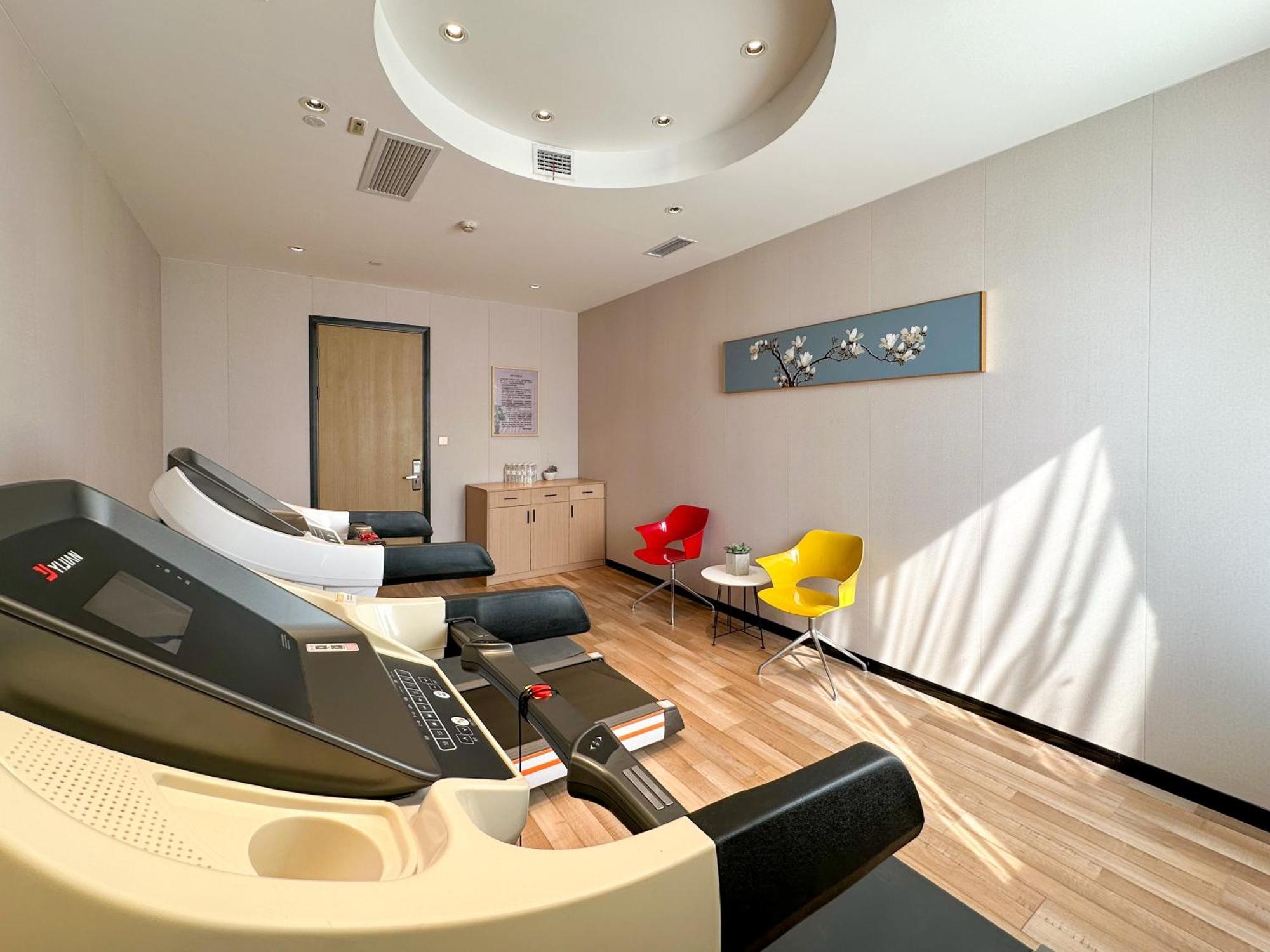 Shanghai-Deco Hotel-Free Shuttle Bus To Pudong Airport And Disneyland Exterior photo